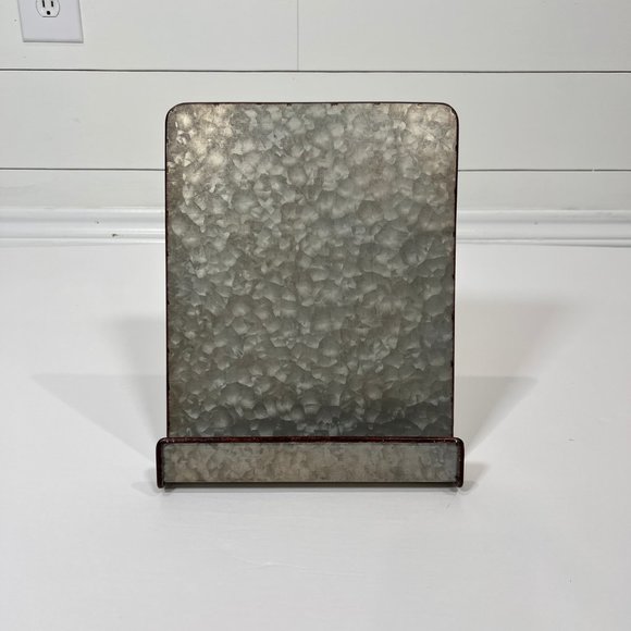 Metal Tabletop Book/Frame Standing Easel - Picture 2 of 5